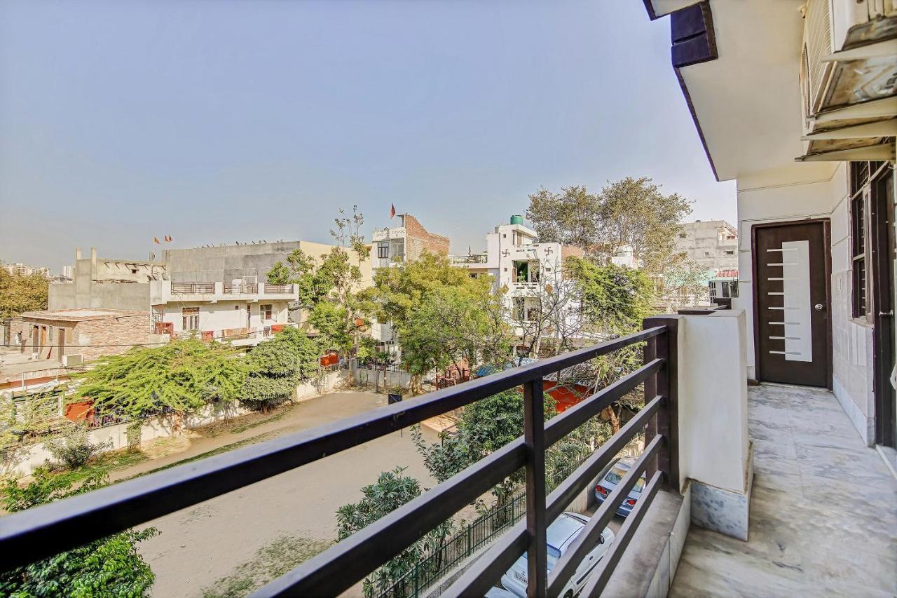 Oyo Park View Guest House Near Edm Mall New Delhi Exterior photo